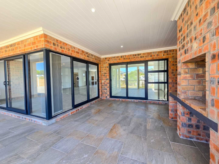 3 Bedroom Property for Sale in Stilbaai Wes Western Cape